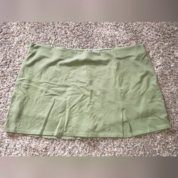 American Eagle Outfitters| Pencil Skirt With Shorts - Picture 1 of 6